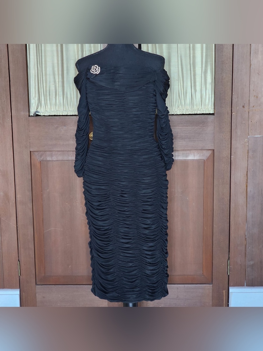 Victor Costa Black Ruched Off-Shoulder Long Sleeve Dress
